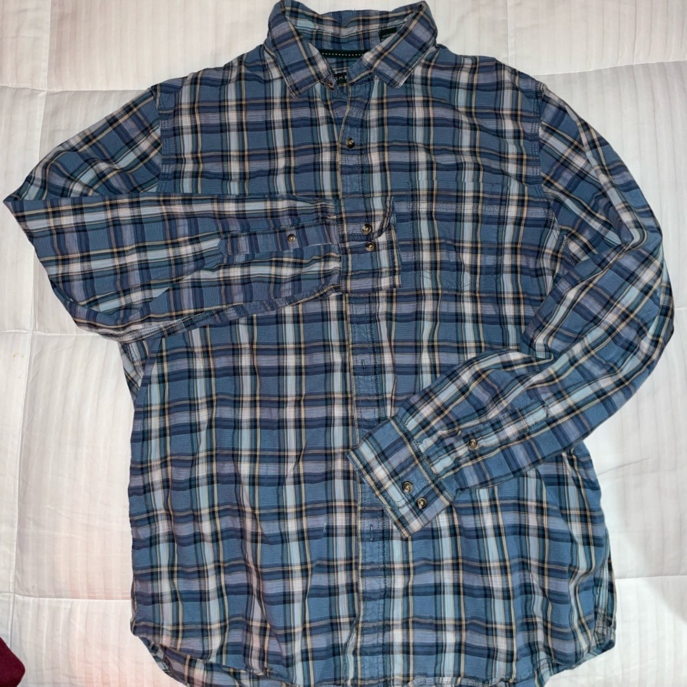 Mens button down - Picture 3 of 3